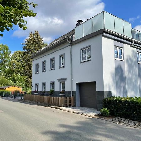 Ferienhaus Villa Adelsberg Mit Dachterrasse In Zentraler Lage Fuer Bis Zu 10 Personen Chemnitz Exterior photo